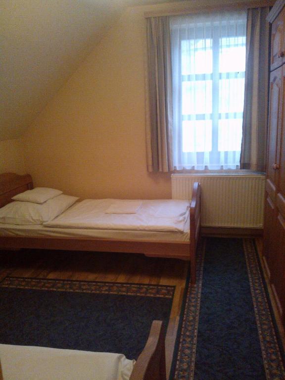 Bed and Breakfast Naspolya Panzio Es Etterem Bátaapáti Zimmer foto